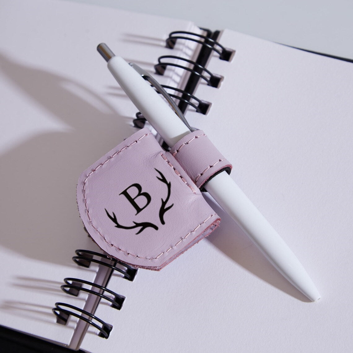 Custom Leather Magnetic Bookmark with Pen Holder – Personalized Gift