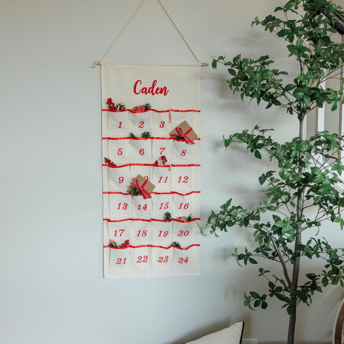 Personalised Advent Calendar 2025 – Fill Your Own Refillable Hanging Linen