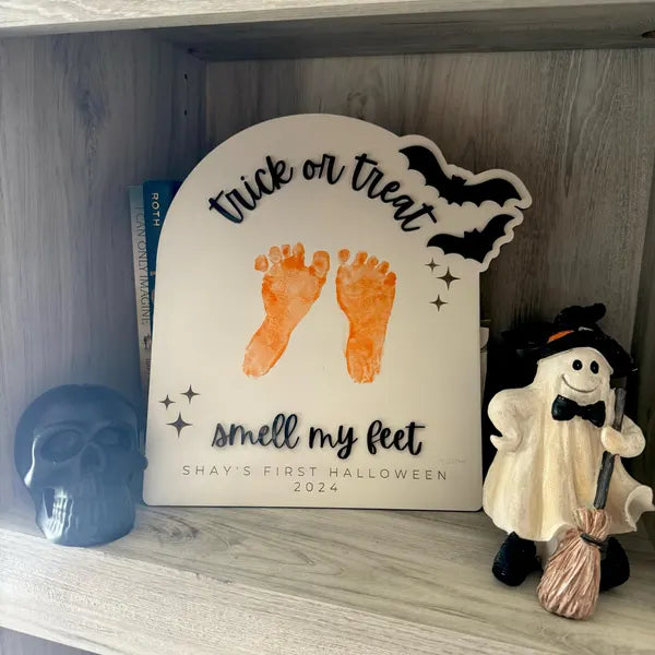 Personalized Halloween Handprint or Footprint Sign – Baby’s First Halloween