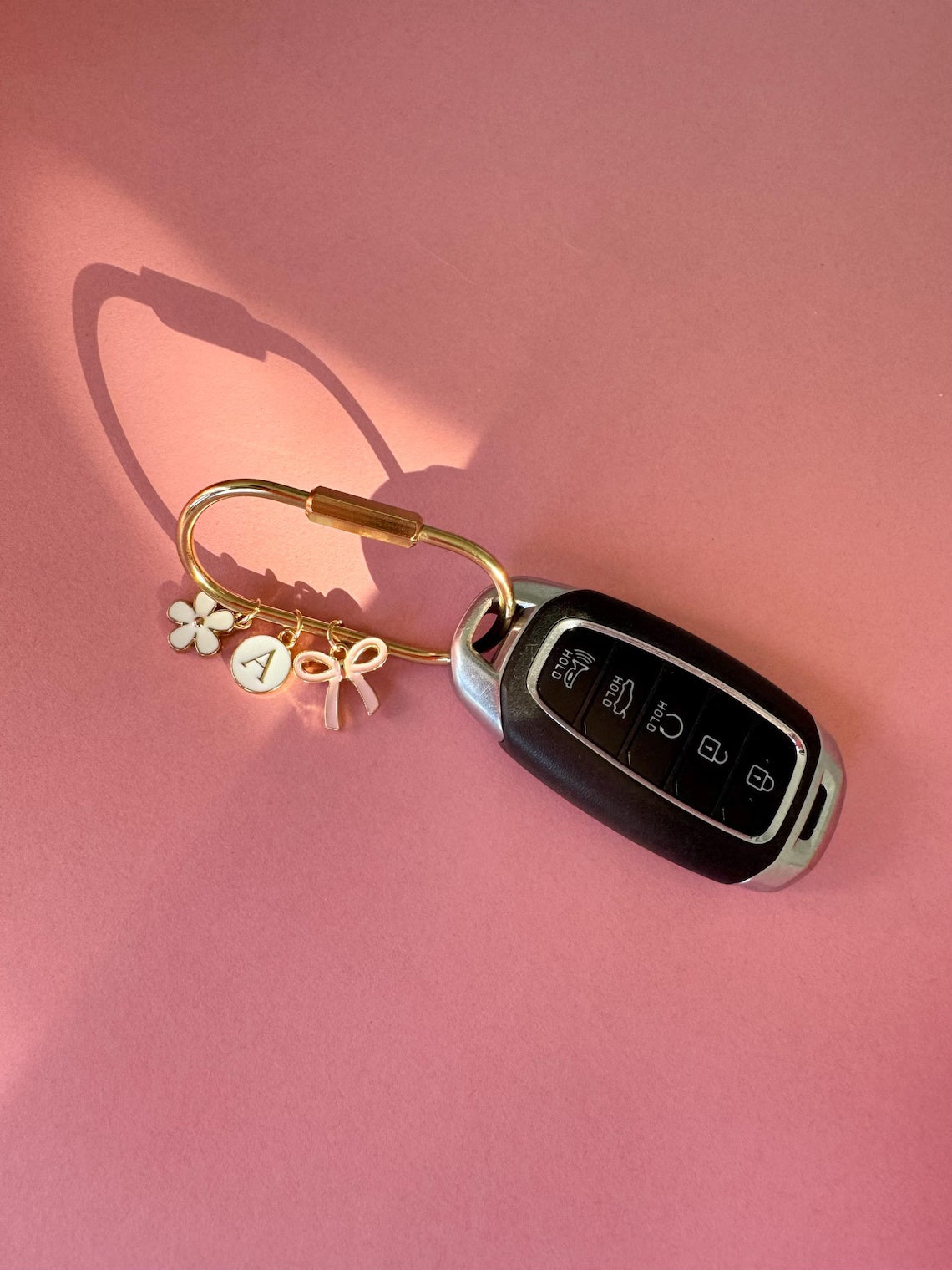 Trendy Purse Charm Keychain with Bow & Initial – Gift for Her
