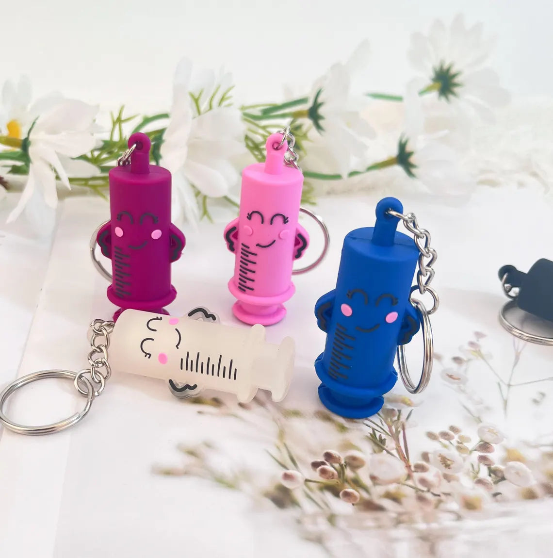 Personalized Ampoule Opener – Cute Gift for Nurse or Paramedic Keychain