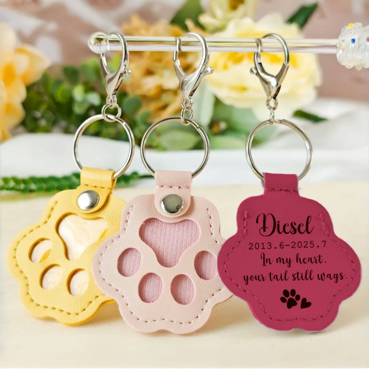 Personalized Pet Fur Memorial Keychain – Dog Cat Hair Keepsake