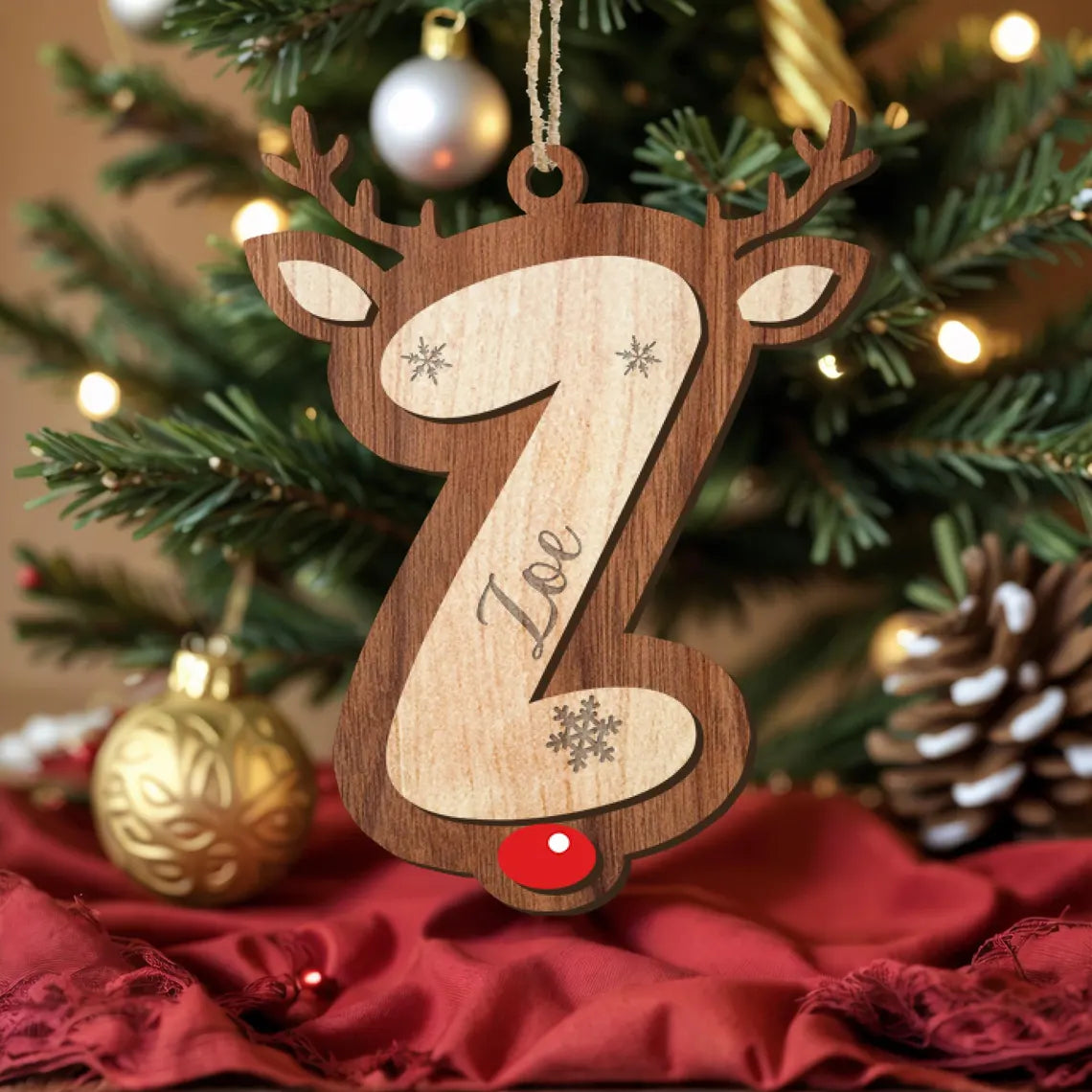 Personalized Reindeer Christmas Name Ornament – Family Holiday Decor