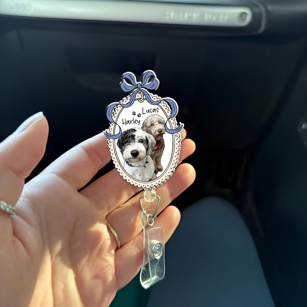 Custom Pet Portrait Badge Reel – Dog & Cat ID Holder for Pet Lovers