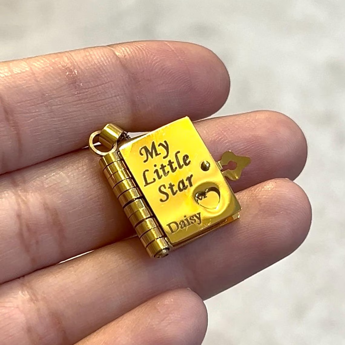 My Little Star Daughter Book Necklace – Gift from Mom & Dad