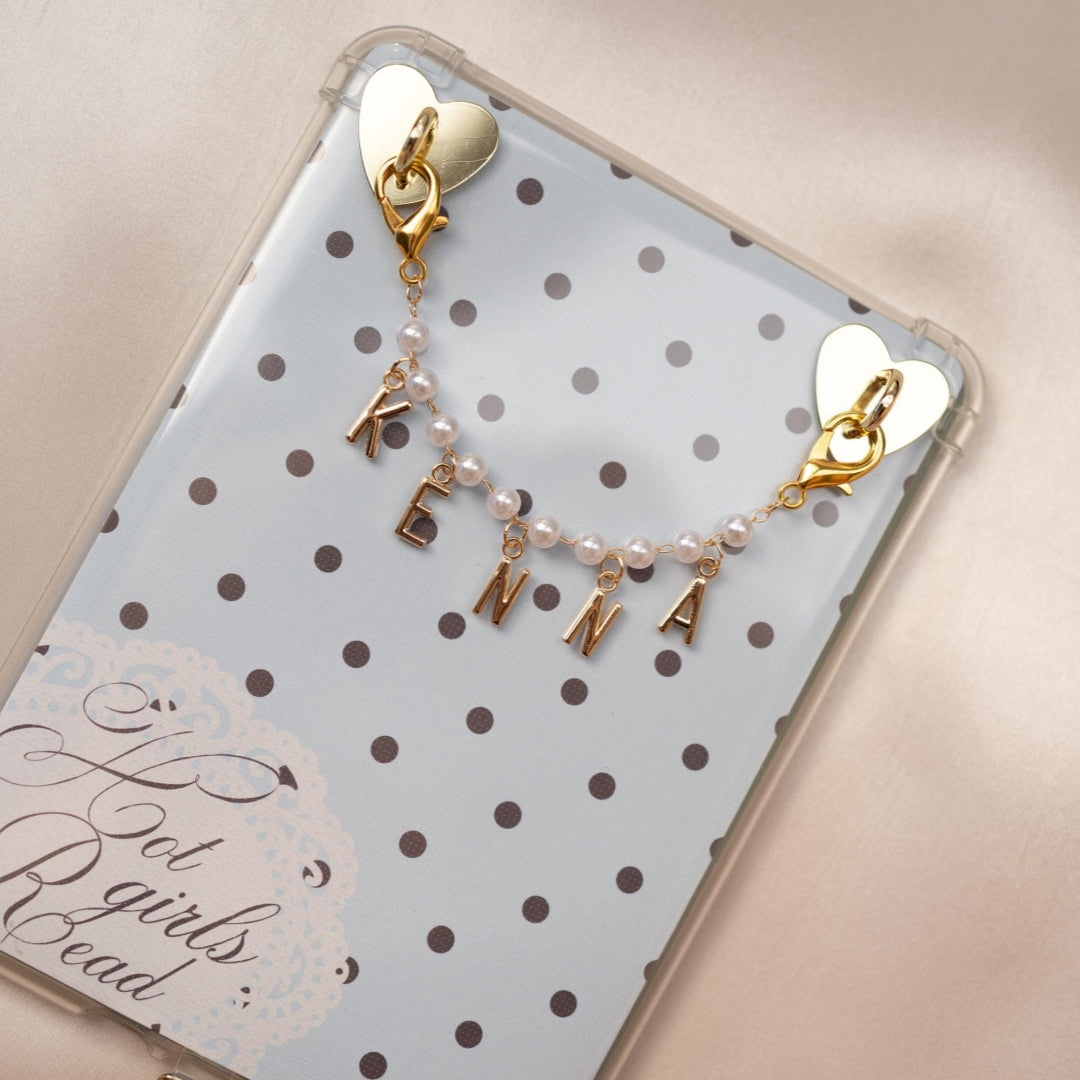 Personalized Kindle Charm, Pearl Chain with Custom Gold Letter Beads