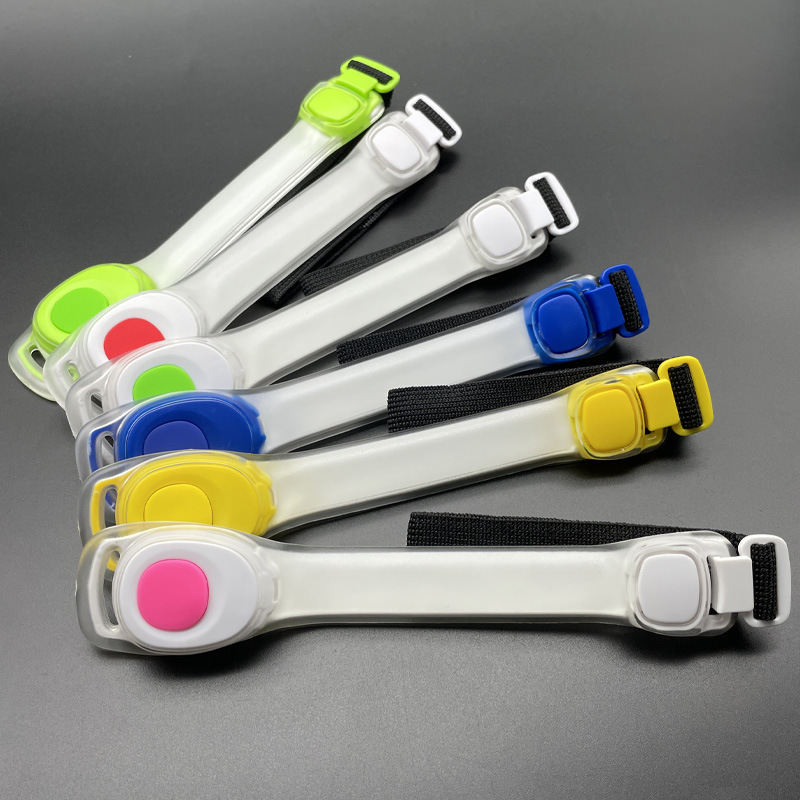 LED Light Up Armband – Waterproof, Reflective & Adjustable