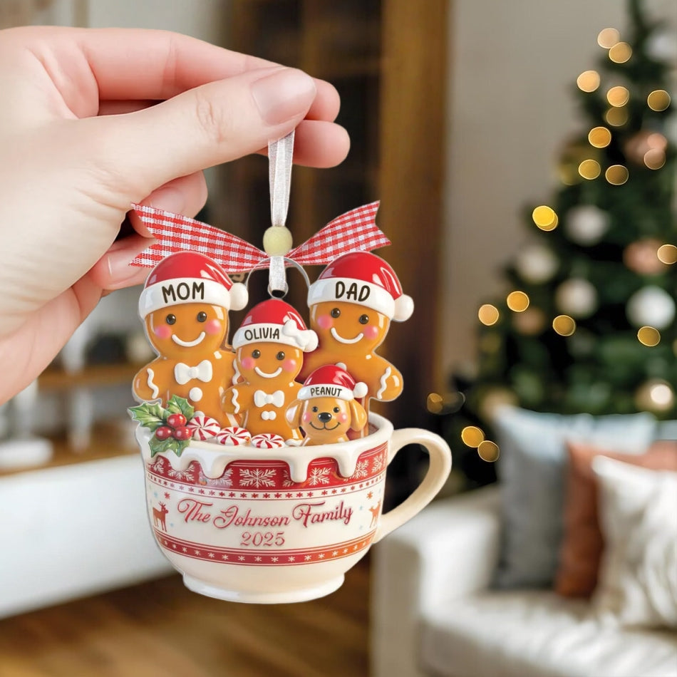 Personalized Gingerbread Family Ornament with Pets – Custom Names