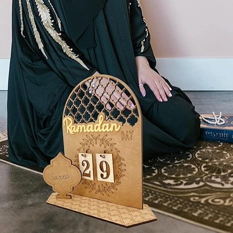 DIY Wooden Ramadan Countdown Calendar – Rustic Decor for Ramadan & Eid