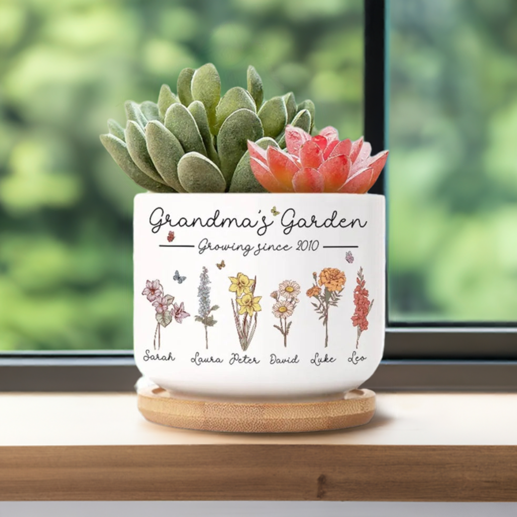 Personalized Birth Flowers Vase - Custom Family Names Vase/Pot/Mug, Plant Lover Gift