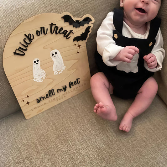 Personalized Halloween Handprint or Footprint Sign – Baby’s First Halloween