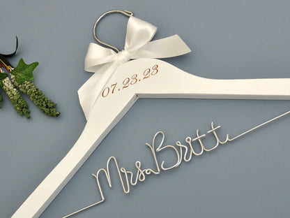 Personalized Bridal Hanger | Custom Wedding Dress Hanger with Name & Date