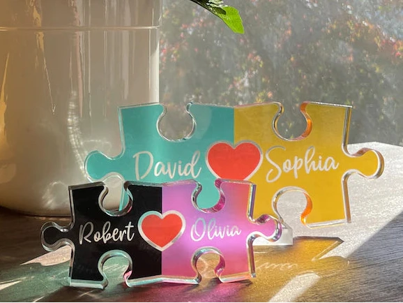 Personalized Puzzle Heart Name Sign – Acrylic Couple Home Decor