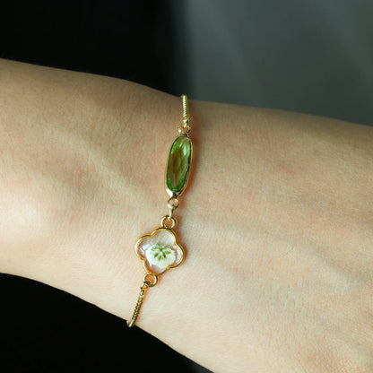 Custom Baby's Breath Birthstone Bracelet for Mom Gift