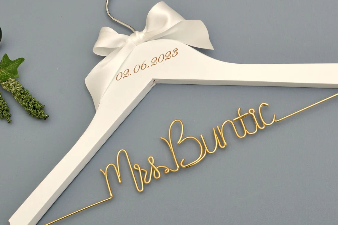 Personalized Bridal Hanger | Custom Wedding Dress Hanger with Name & Date