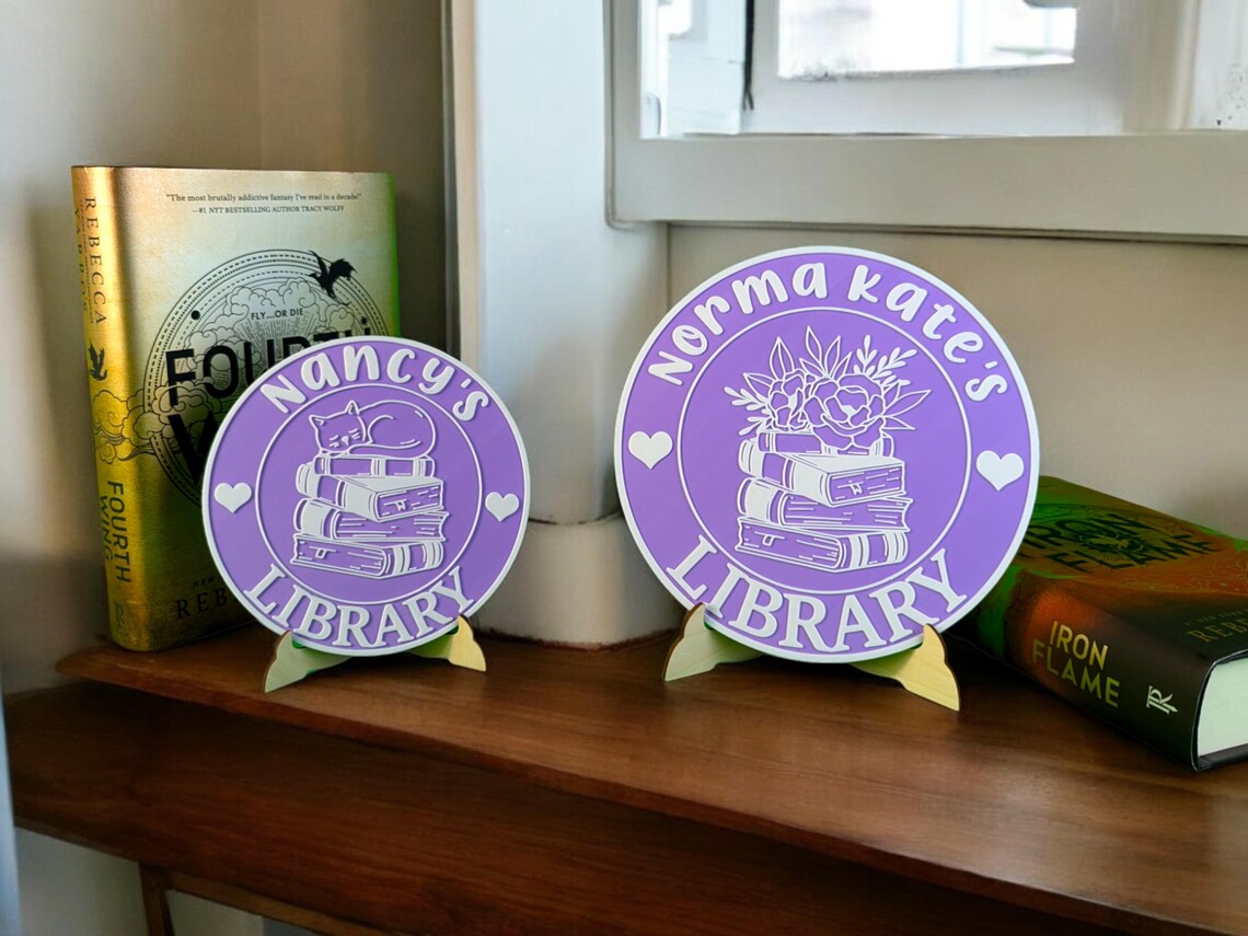 Personalized 3D Library Sign – Book Nook Decor with Stand