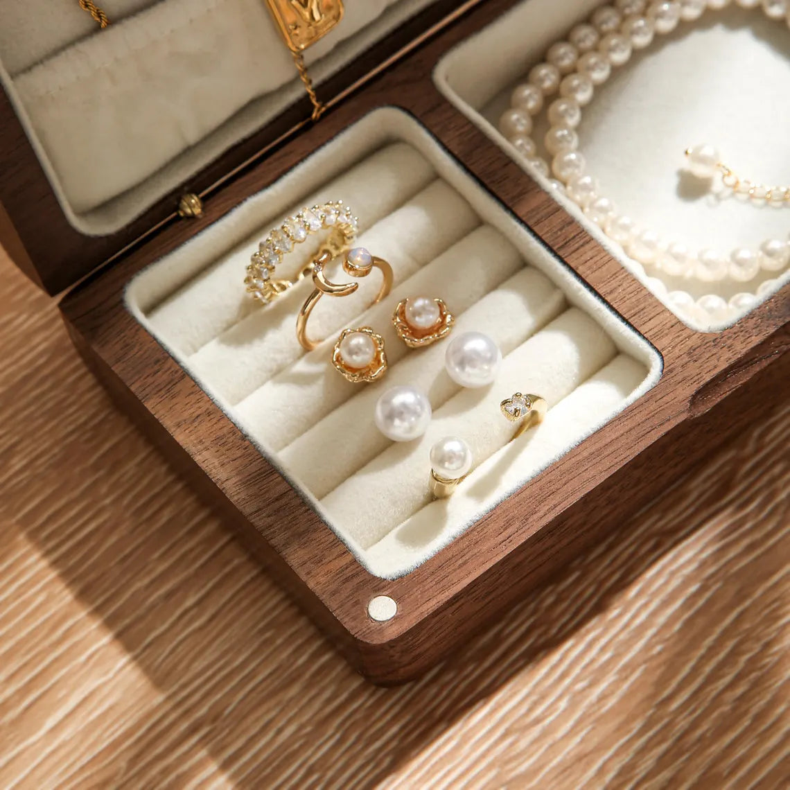 Custom Birth Flower Wooden Jewelry Box – Personalized Gift for Her