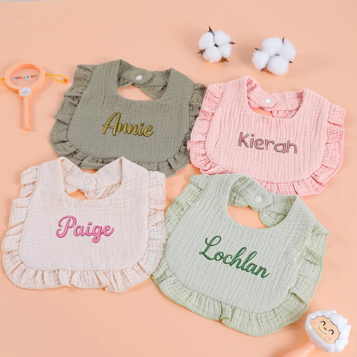 Personalisierte Baby-Lätzchen – Individuell besticktes Baumwoll-Babygeschenk