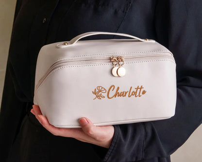 Personalisierte, bestickte Kosmetiktasche mit Namen – Geschenk für Brautjungfern