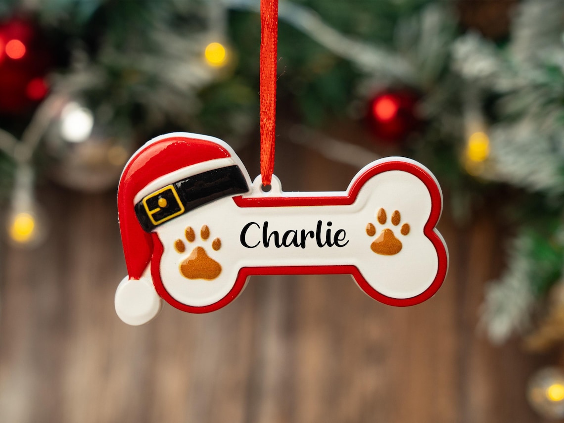 Ornement de Noël personnalisé en forme d'os pour chien | Souvenir personnalisé pour animaux de compagnie 2025