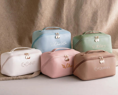 Personalisierte, bestickte Kosmetiktasche mit Namen – Geschenk für Brautjungfern