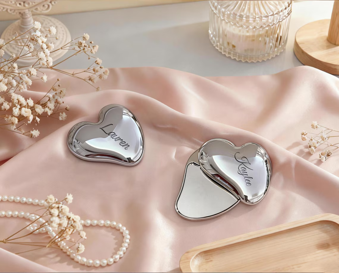 Personalisierter Kompaktspiegel – Geschenk für die Brautjungfer
