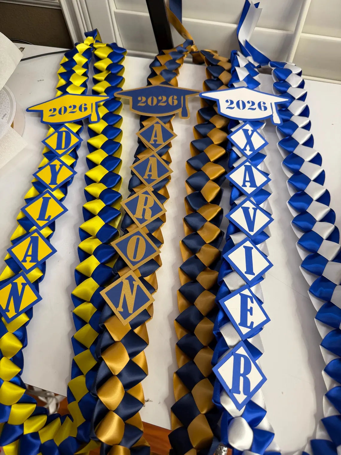 Personalized Graduation Lei 2026 – Custom Name & School Colors
