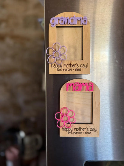 Personalisierter Fotorahmen-Magnet – Graviertes Blumengeschenk für Mama