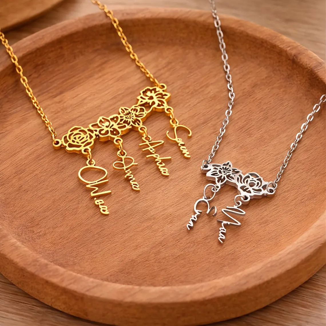 Personalized Birth Flower Necklace (1–8 Names) | Family Jewelry Gift