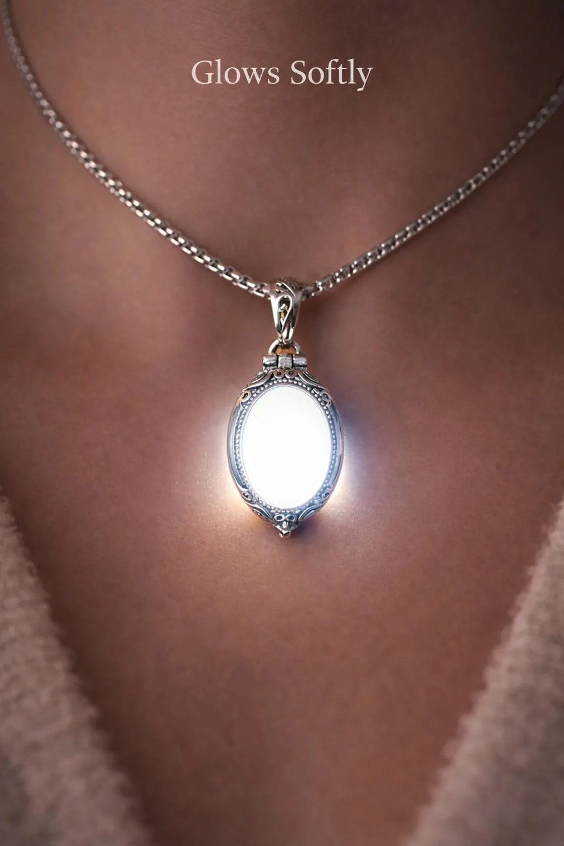 Luna Lume Glow Necklace | Magnetic Light Moon Pendant Jewelry