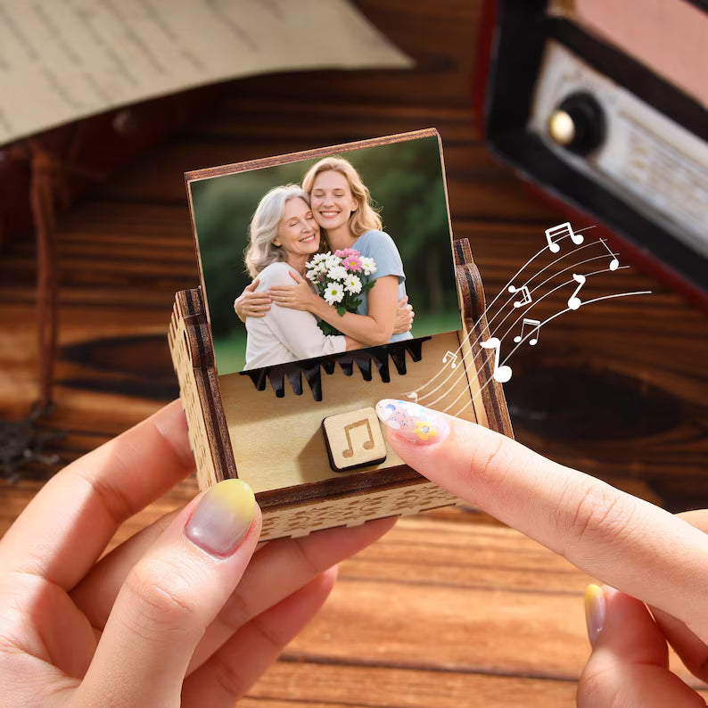 Personalized Wooden Music Box – Custom Song & Photo Gift